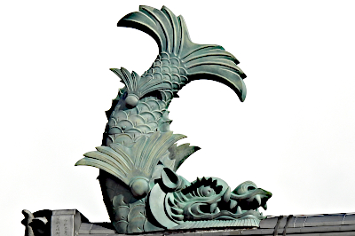Detail on Gate