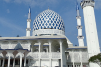 Sultan Salahuddin Abdul Aziz Mosque